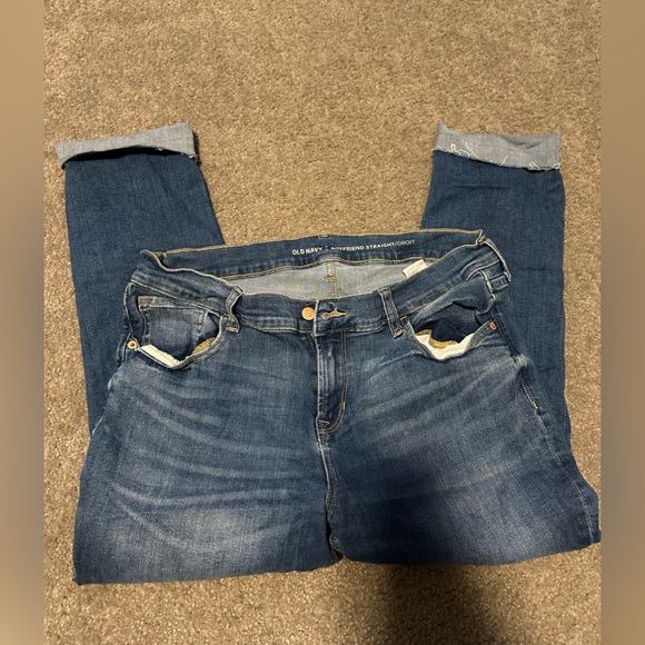 Old Navy Favorite Boyfriend Crop - Picture 2 of 4